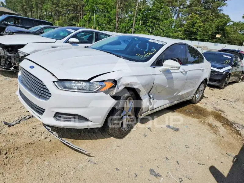 2016 Ford FUSION фото