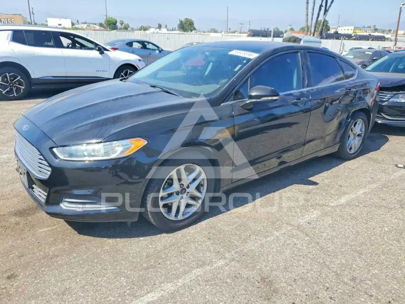 2016 Ford FUSION фото