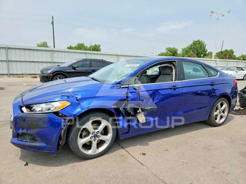 2016 Ford FUSION photo