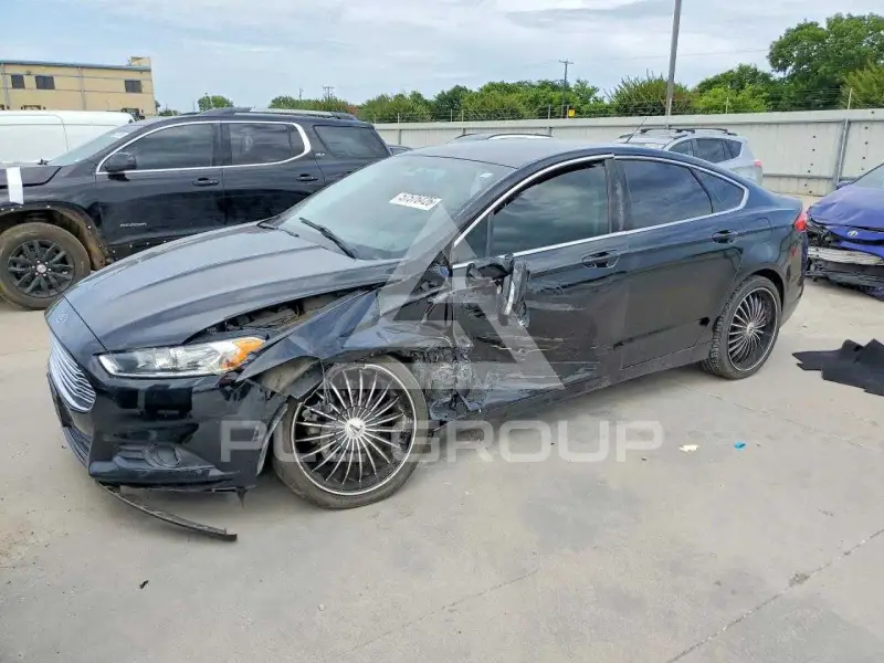 2016 Ford FUSION photo