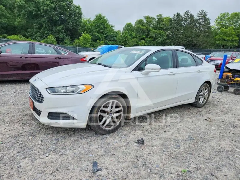 2016 Ford FUSION фото