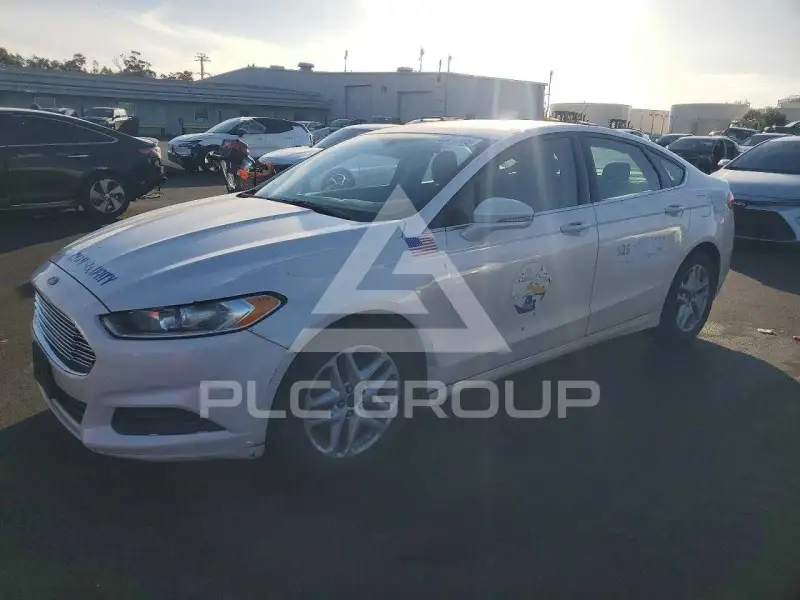 2016 Ford FUSION фото