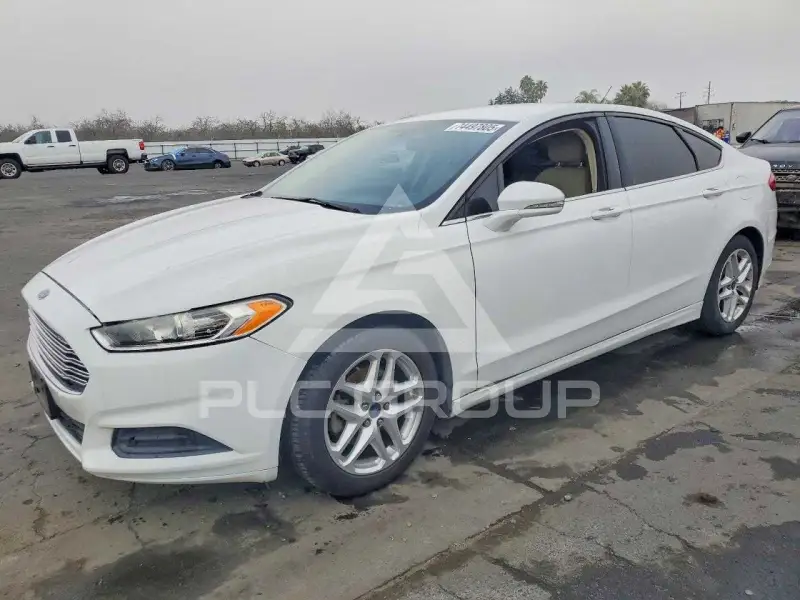 2016 Ford FUSION фото