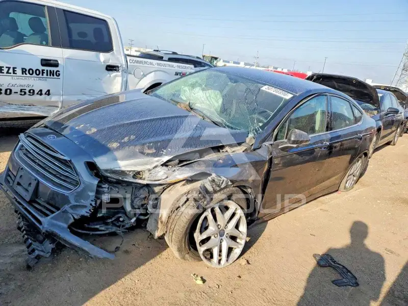 2016 Ford FUSION photo
