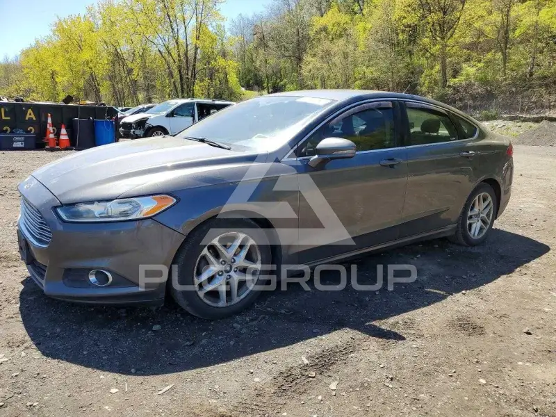 2016 Ford FUSION фото