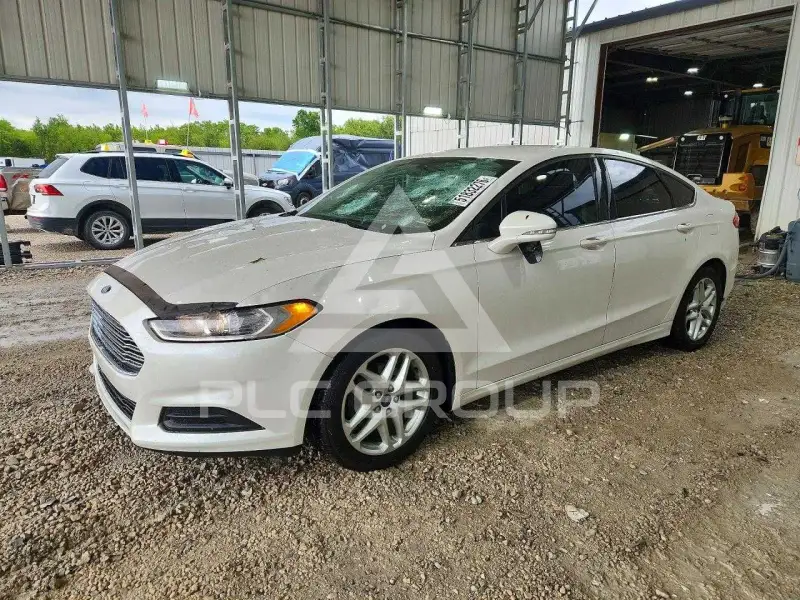2016 Ford FUSION фото
