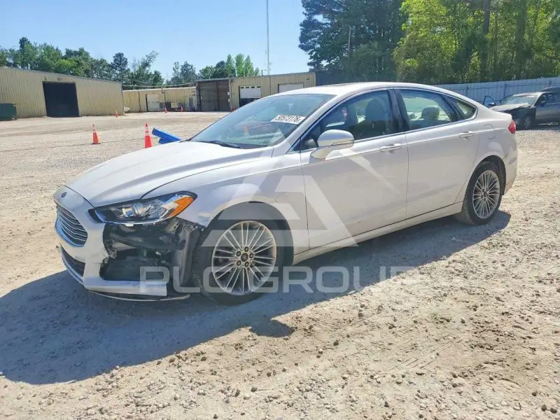 2016 Ford FUSION фото