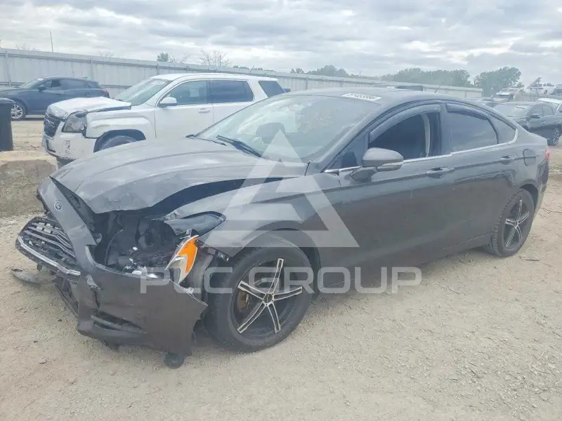 2016 Ford FUSION фото