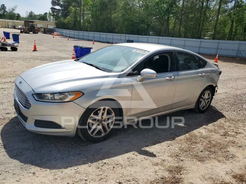 2016 Ford FUSION фото