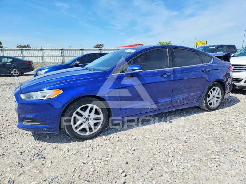 2016 Ford FUSION фото