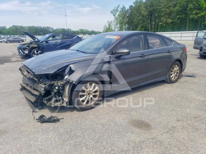 2016 Ford FUSION фото