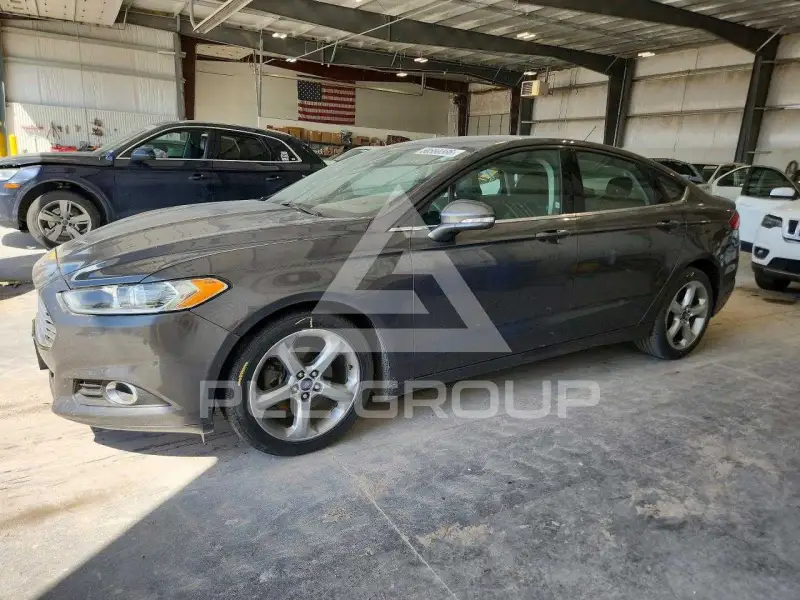 2016 Ford FUSION фото