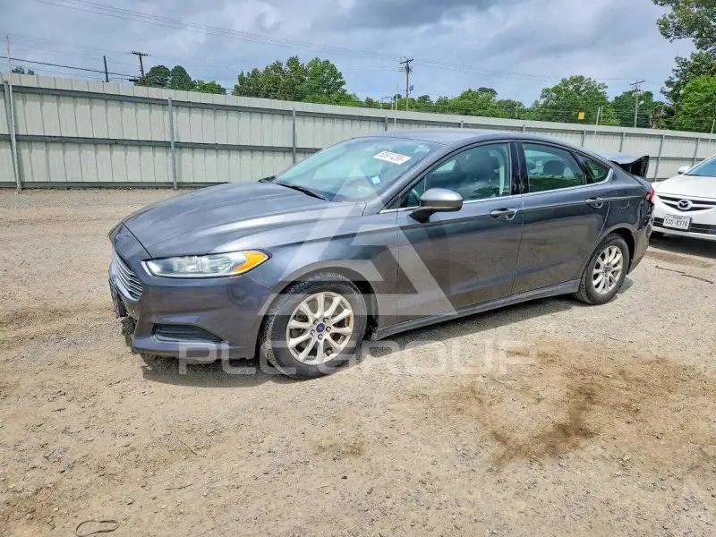 2016 Ford FUSION фото