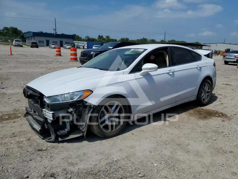 2016 Ford FUSION фото