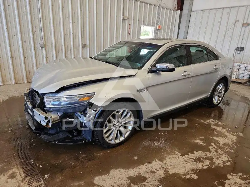 2016 Ford TAURUS фото