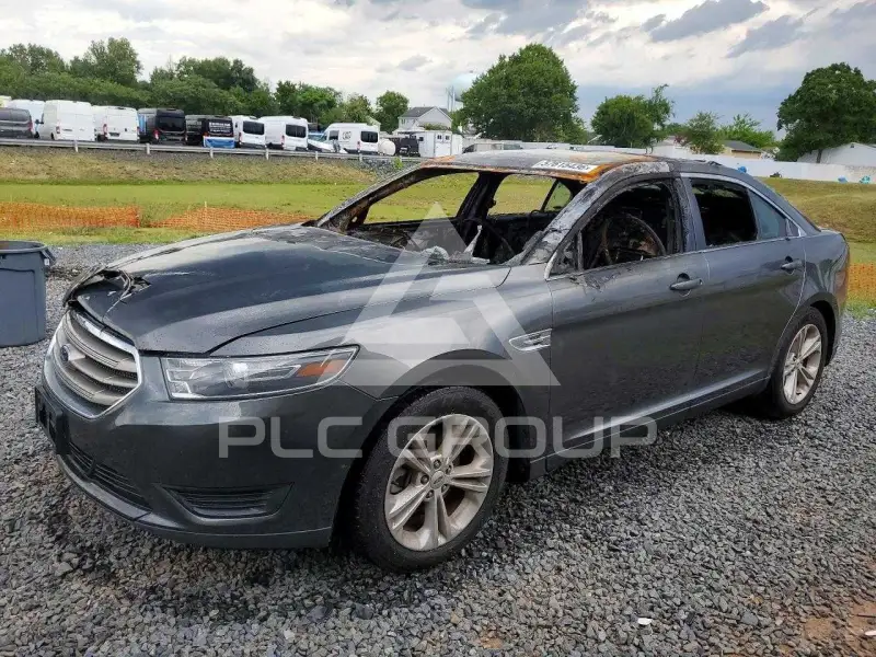 2016 Ford TAURUS photo