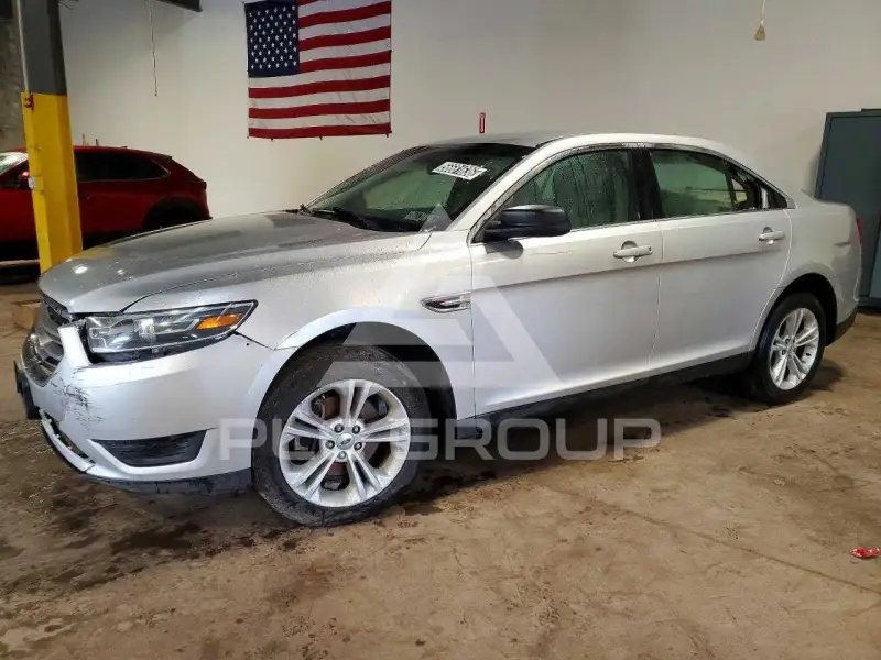2016 Ford TAURUS photo