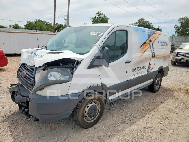 2016 Ford CARGO фото
