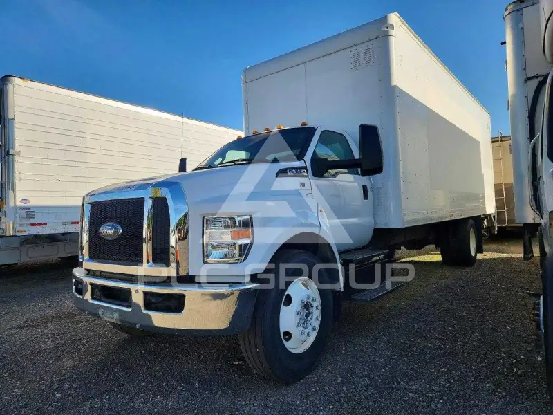 2016 Ford F-650 фото