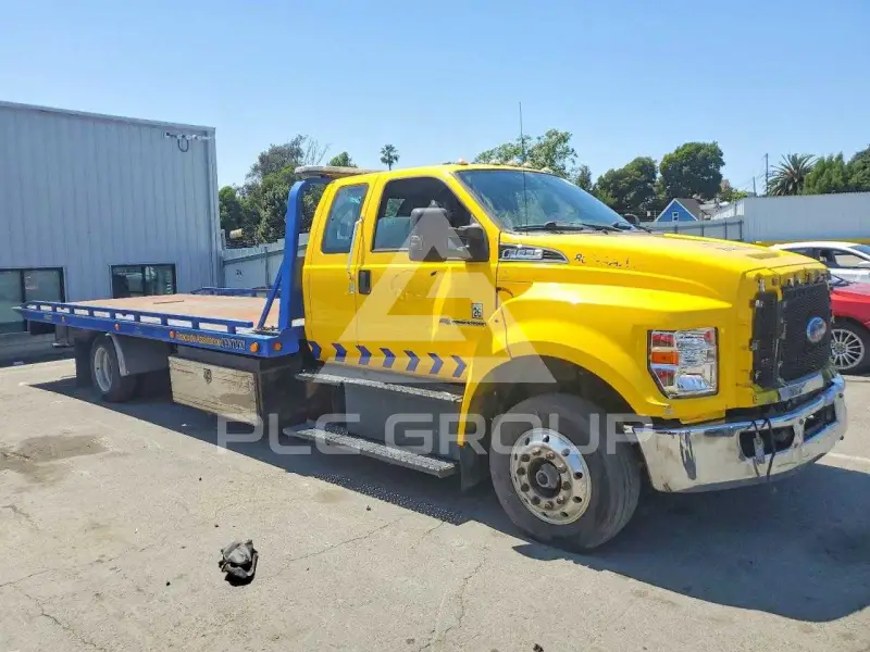 2016 Ford F-650 фото