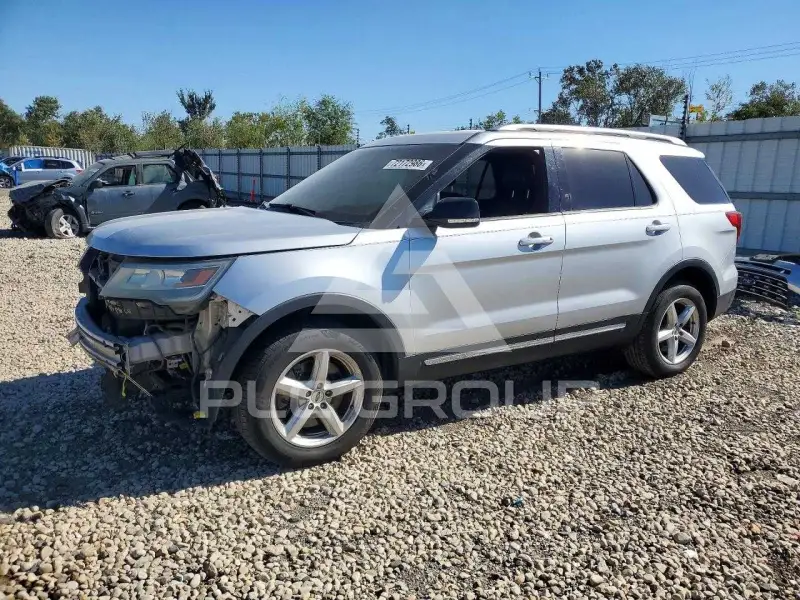 2016 Ford EXPLORER фото