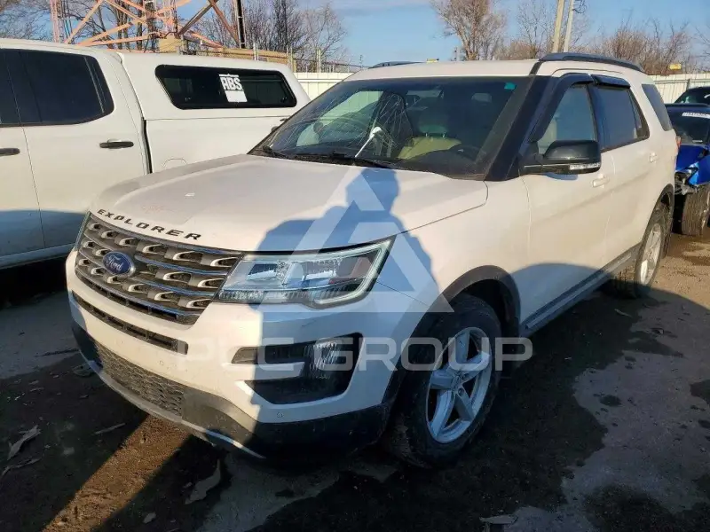 2016 Ford EXPLORER photo