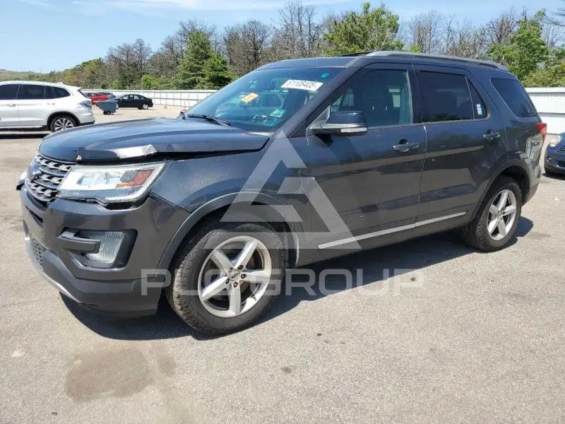 2016 Ford EXPLORER photo