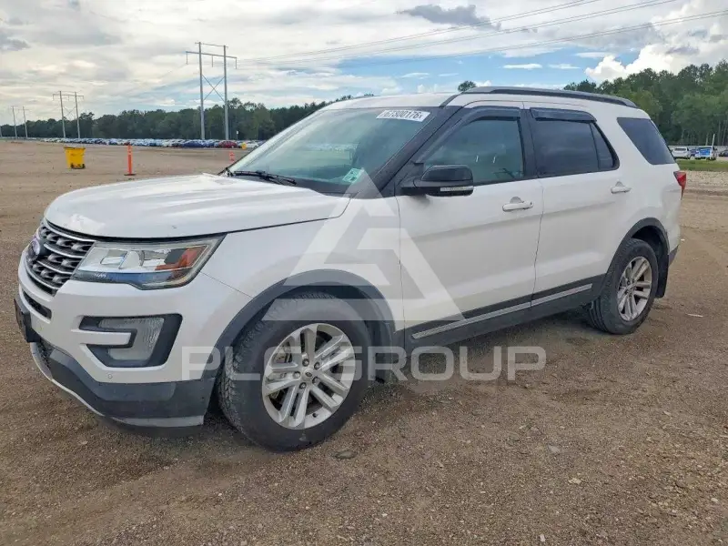 2016 Ford EXPLORER photo
