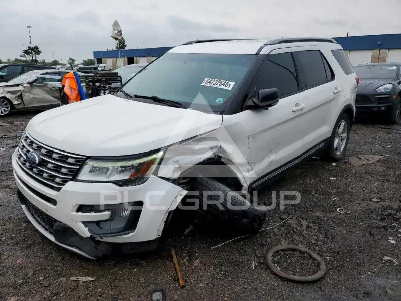 2016 Ford EXPLORER photo