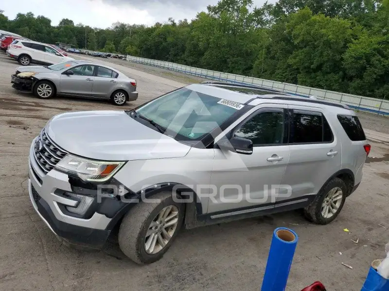 2016 Ford EXPLORER photo
