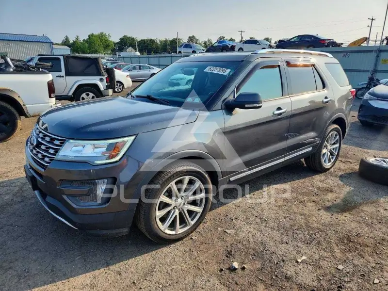 2016 Ford EXPLORER photo