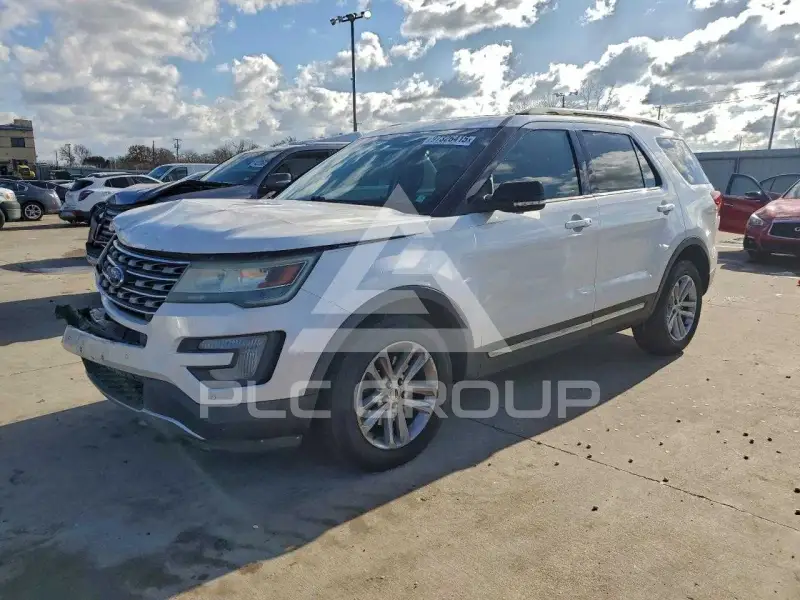 2016 Ford EXPLORER photo
