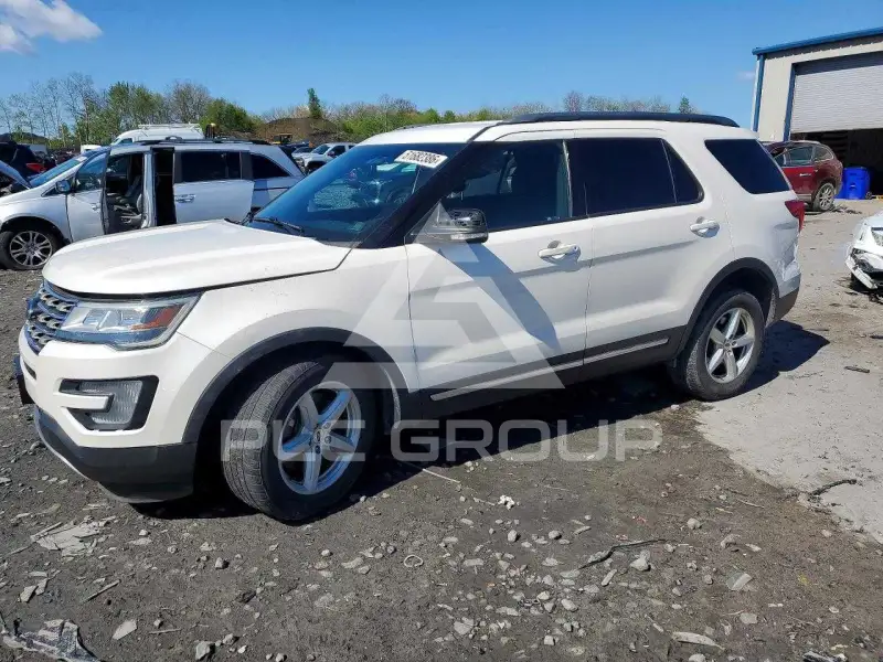 2016 Ford EXPLORER photo