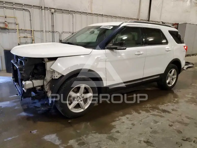 2016 Ford EXPLORER photo