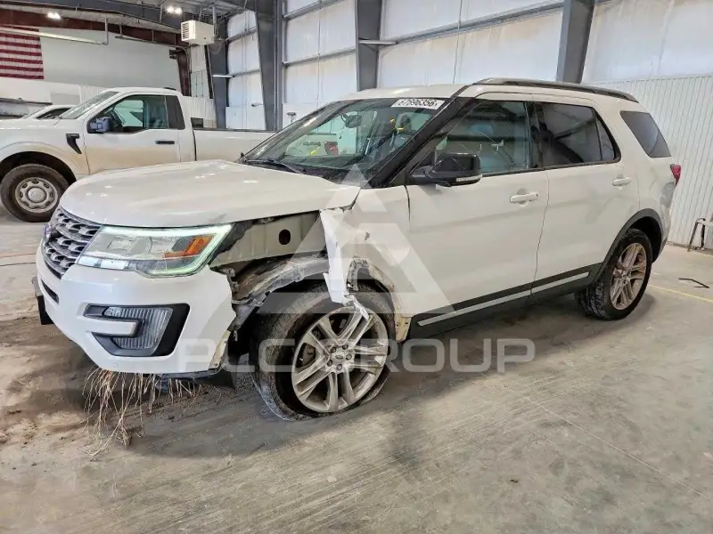 2016 Ford EXPLORER photo