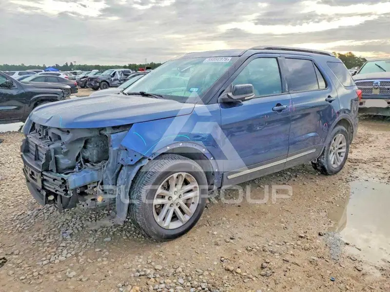 2016 Ford EXPLORER фото