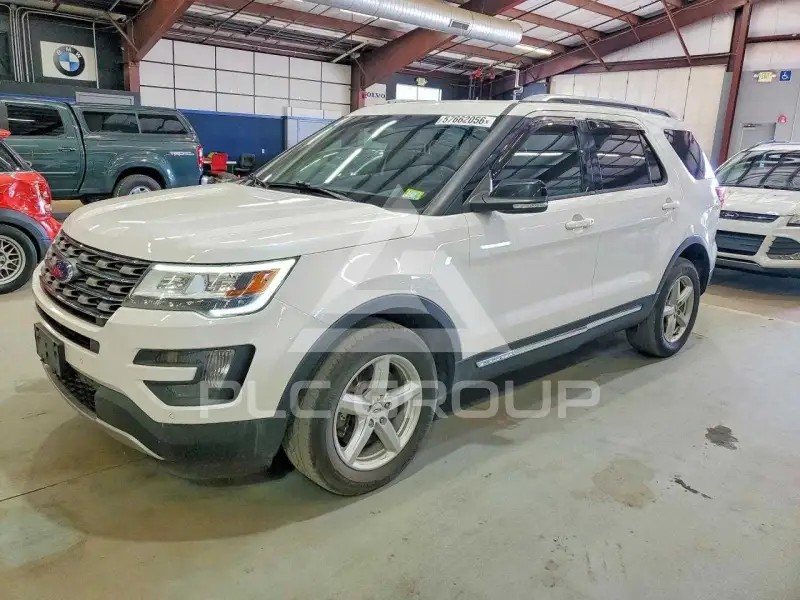 2016 Ford EXPLORER photo