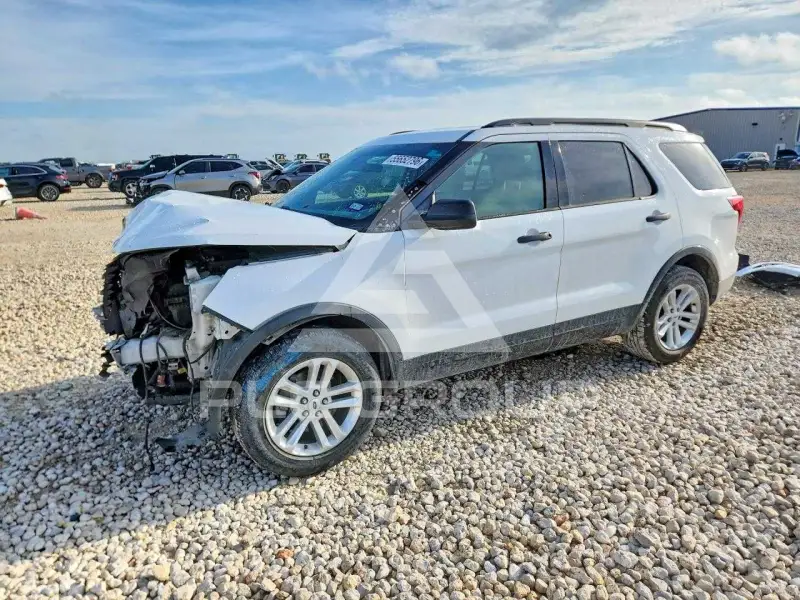 2016 Ford EXPLORER photo
