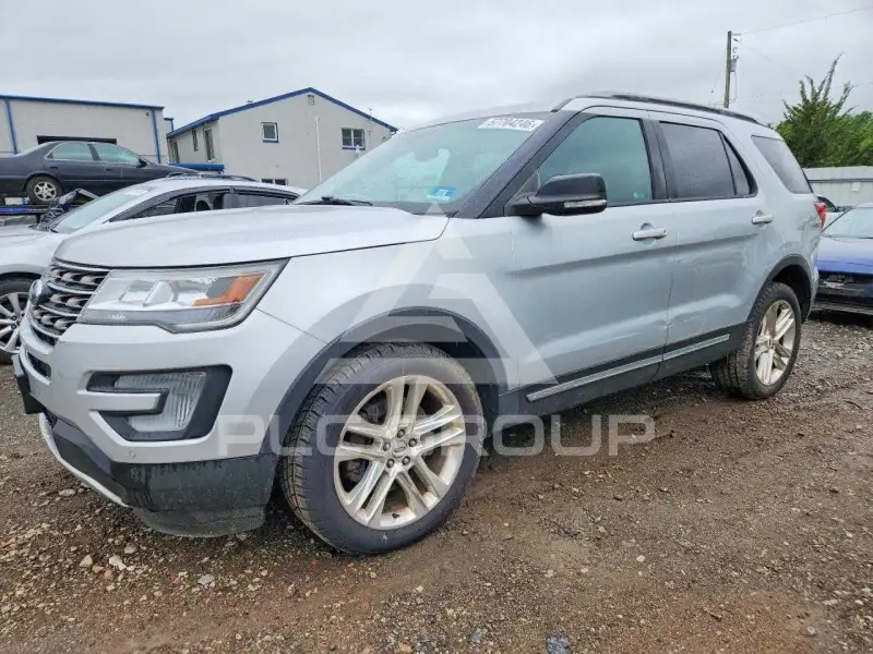 2016 Ford EXPLORER photo