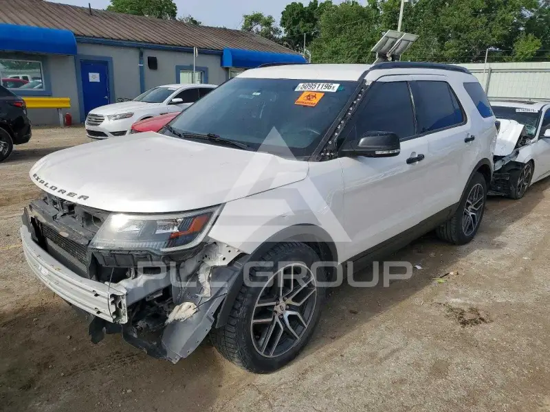 2016 Ford EXPLORER photo