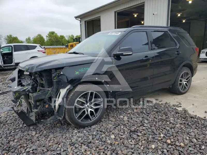 2016 Ford EXPLORER photo