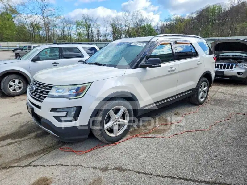 2016 Ford EXPLORER фото