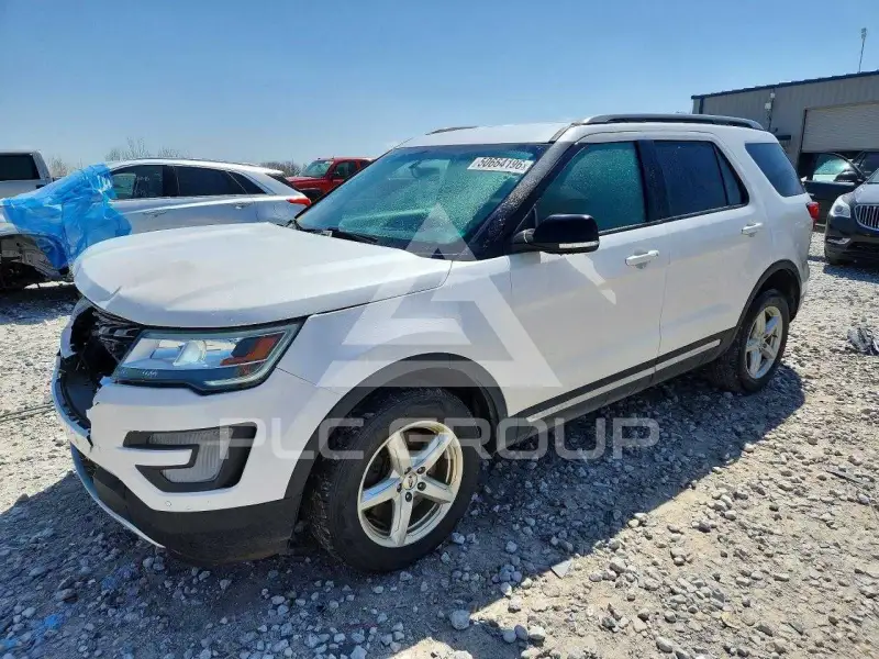 2016 Ford EXPLORER photo