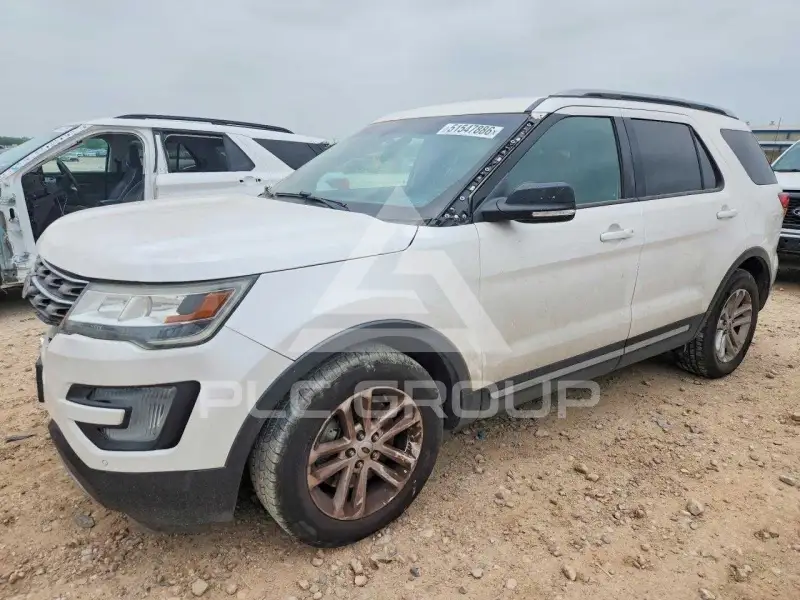 2016 Ford EXPLORER photo