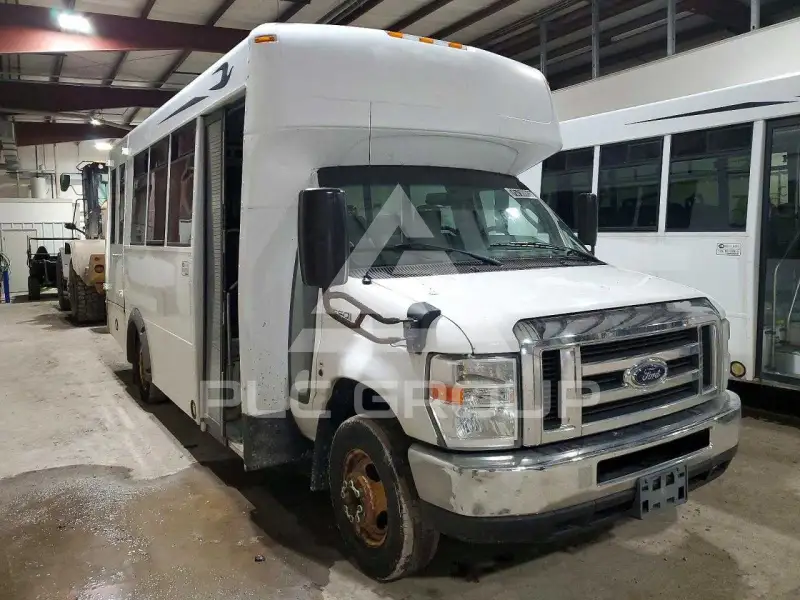 2016 Ford ECONOLINE фото