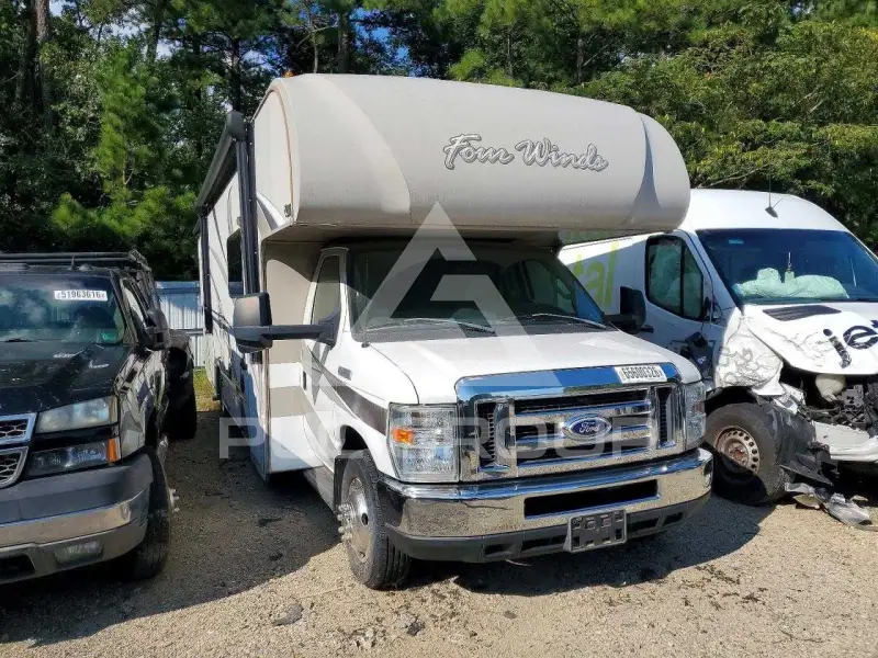 2016 Ford ECONOLINE фото