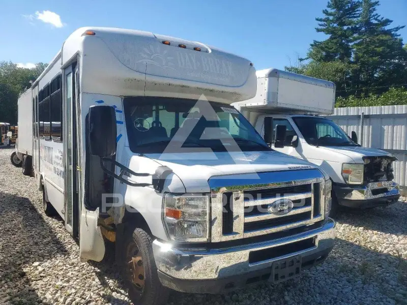 2016 Ford ECONOLINE фото
