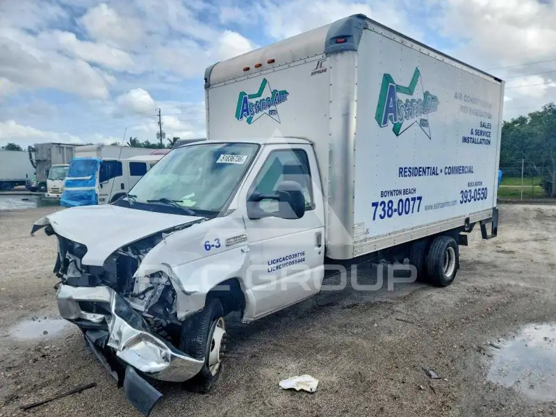 2016 Ford ECONOLINE фото