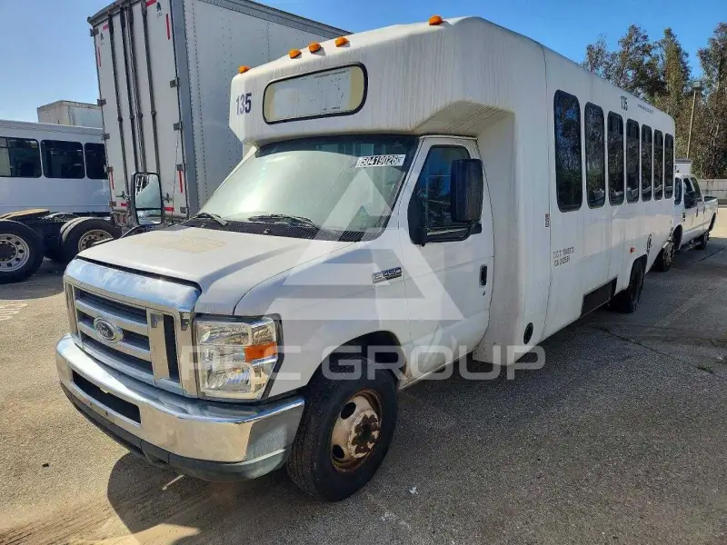 2016 Ford ECONOLINE фото