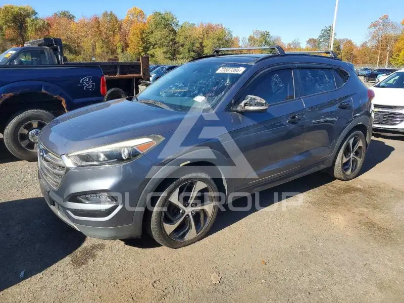 2016 Hyundai Tucson photo